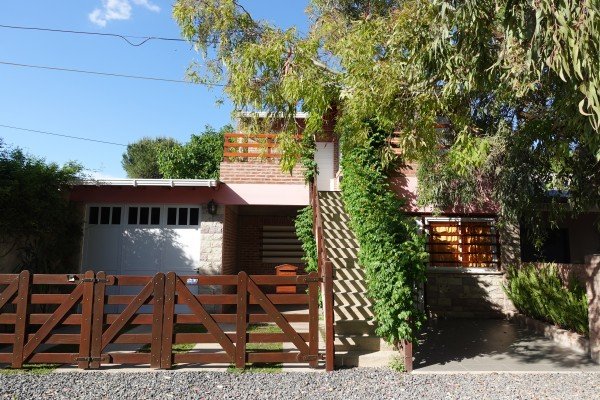 Chalet y Dpto - Santa Clara del Mar