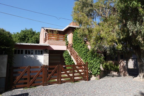 Miniatura 2 de Chalet y Dpto - Santa Clara del Mar