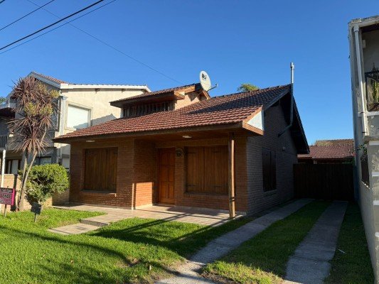 Chalet y Dpto - Santa Clara del Mar