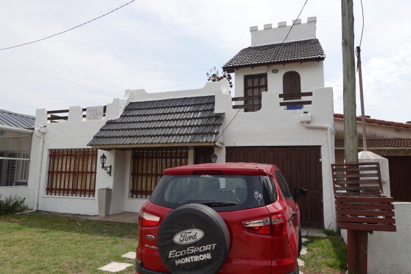 Miniatura 4 de Chalet y Dpto - Santa Clara del Mar