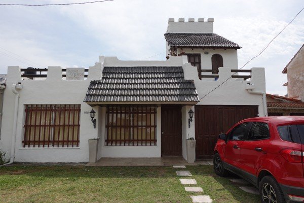 Miniatura 2 de Chalet y Dpto - Santa Clara del Mar